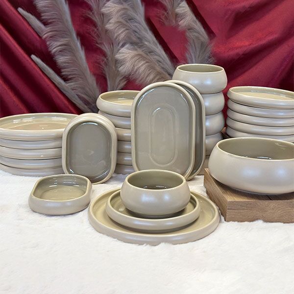 kadoland-eindhoven-Kadoland-Chubby-Beige-Eten-Set-54-Pcs-for-12-Person-3